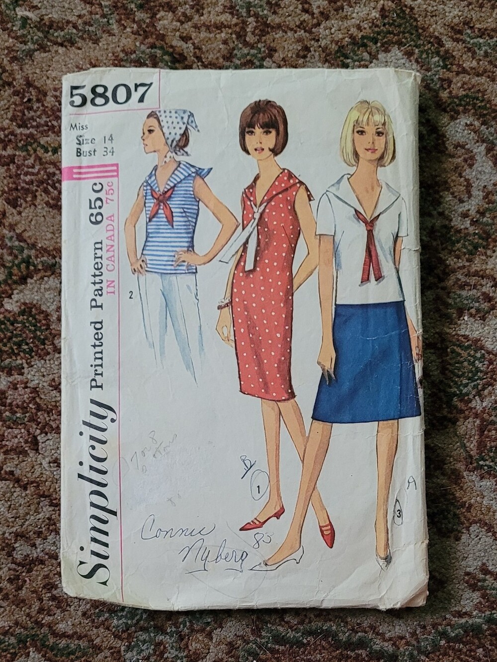 Simplicity Blue Sailor-Style Pattern